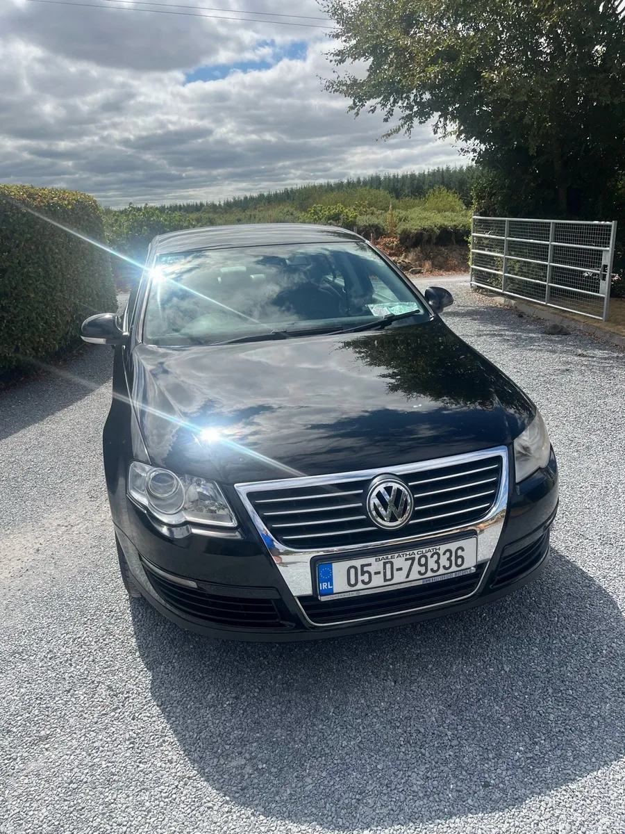Volkswagen Passat - Image 3