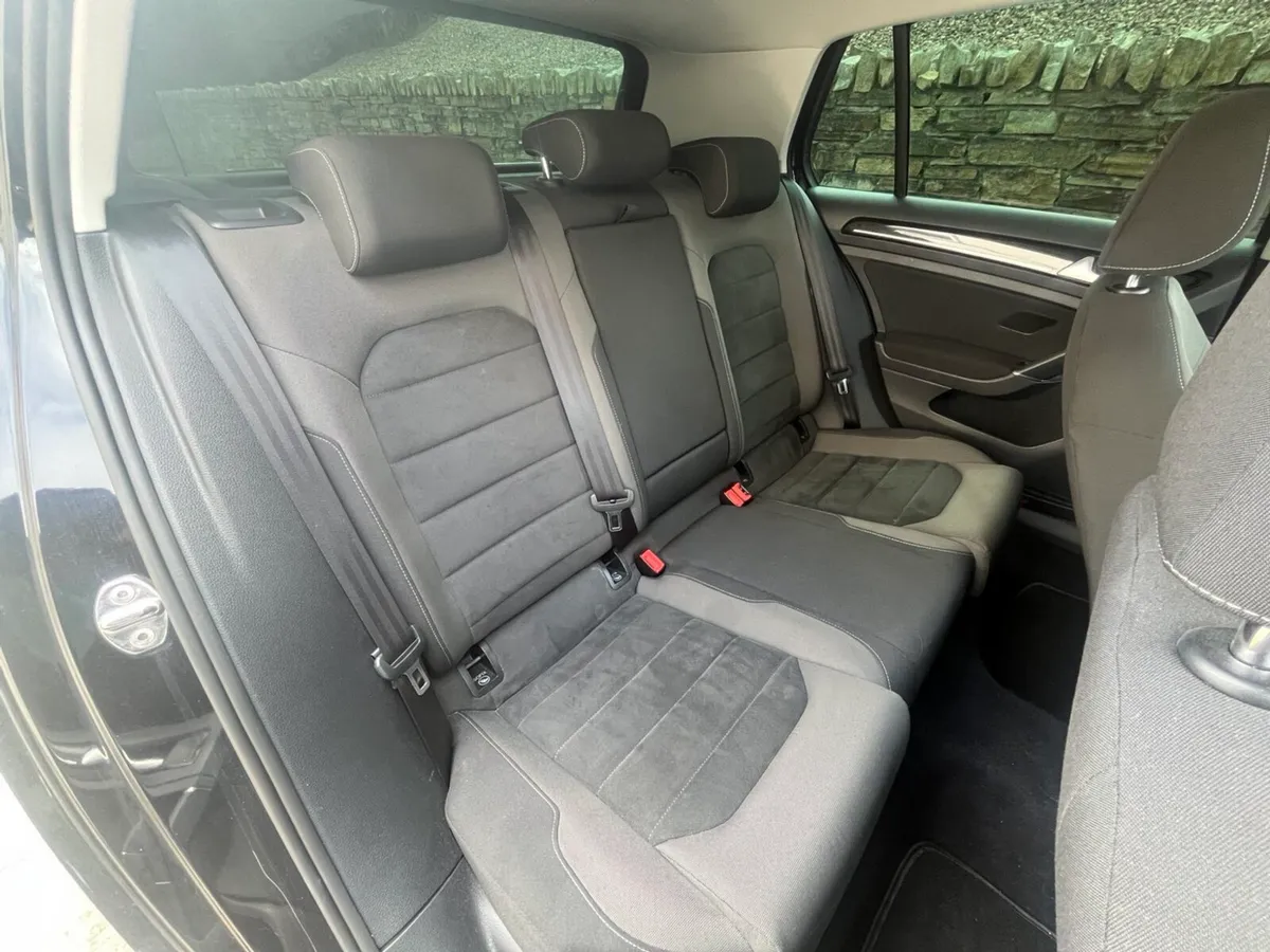 2017 Volkswagen Golf GT 1.6TDI Manual - Image 6