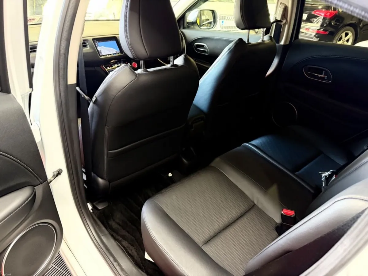 Honda Vezel Z 1.5 Hybrid 2019 - Image 6