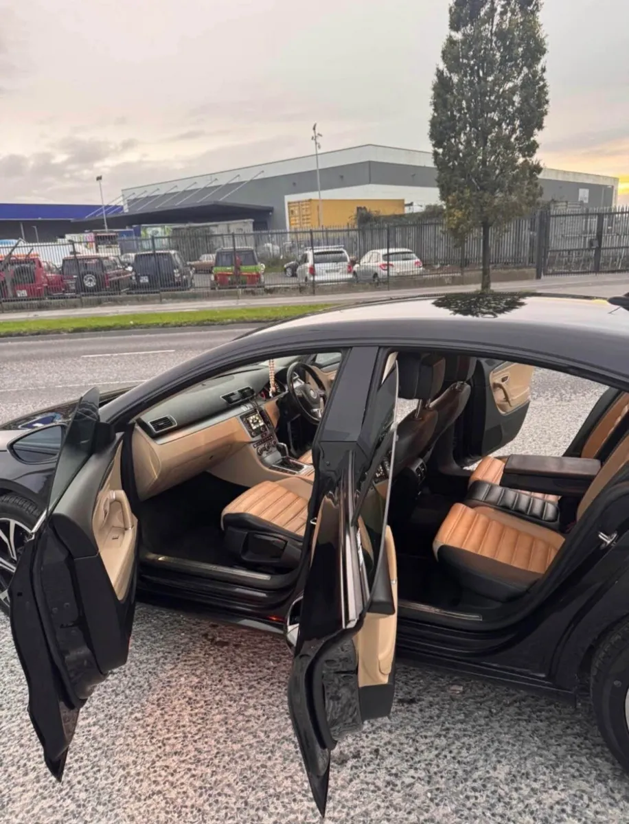 Volkswagen Passat CC Auto - Image 6