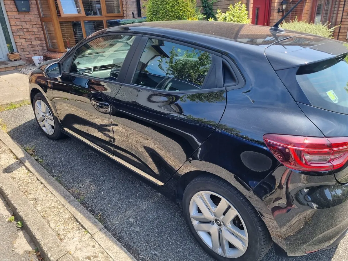 Renault Clio 2021 - Image 6