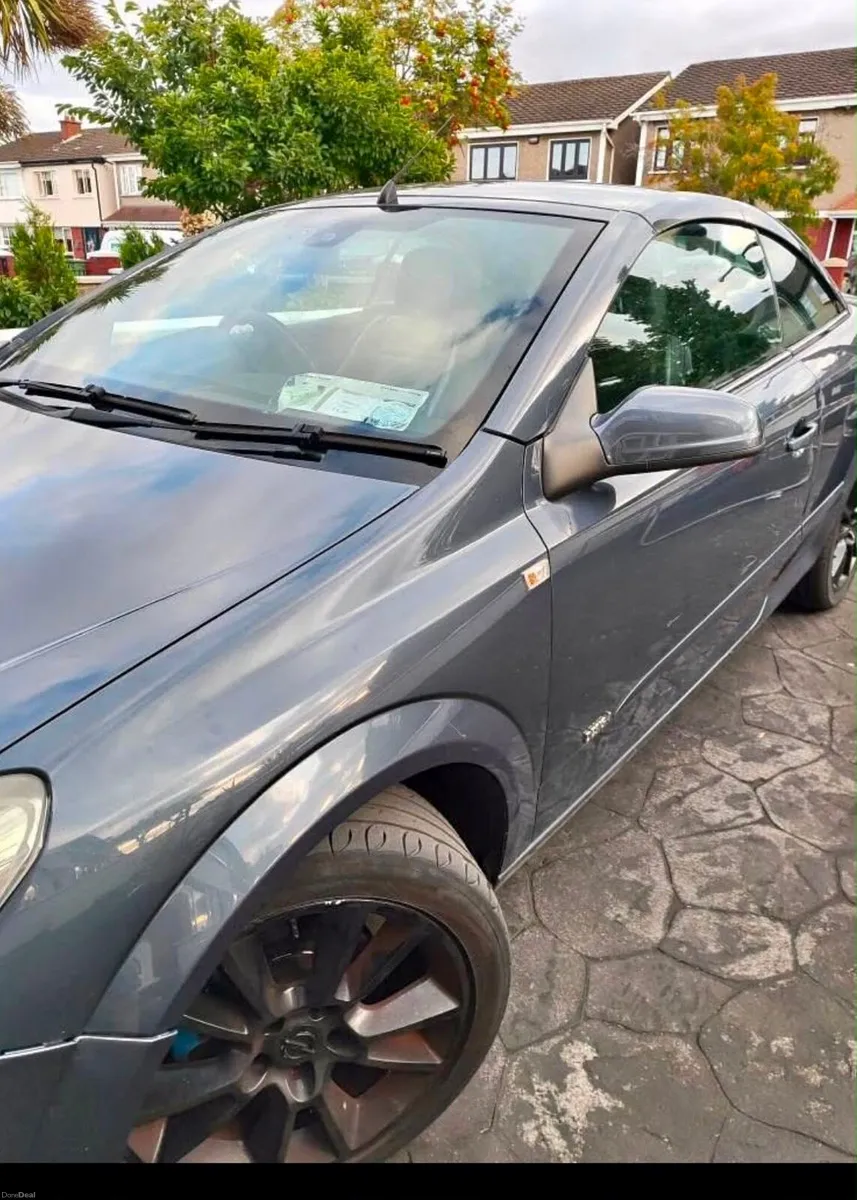 Car - Image 1