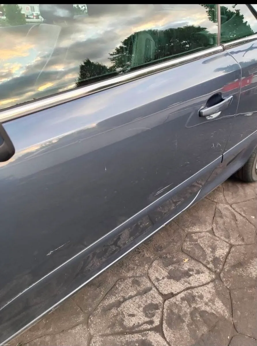 Car - Image 3