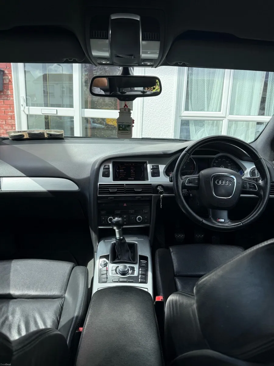 Audi A6 2.0 TDI S Line 2010 - Image 5