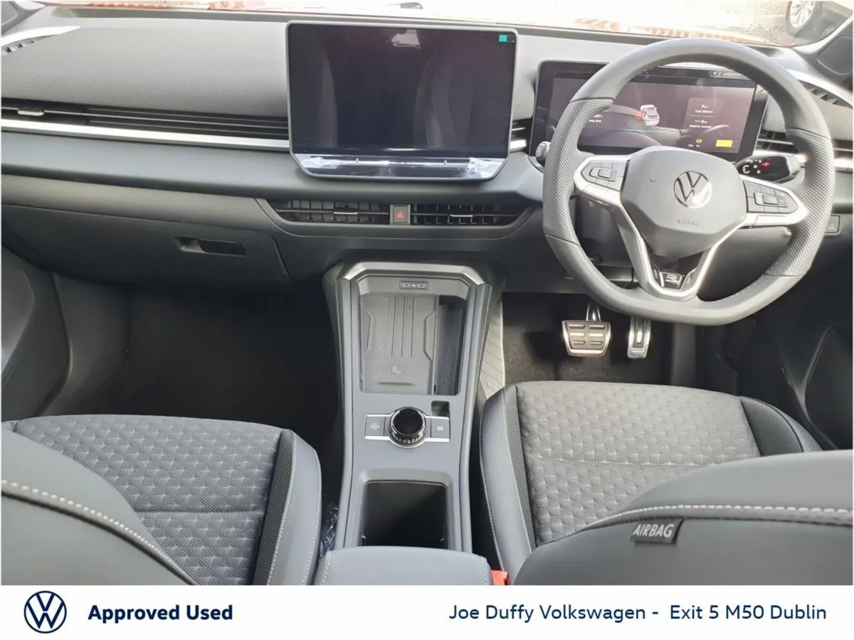 Volkswagen T-Roc R-LINE 1.5TSI 150HP MHEV - Image 2