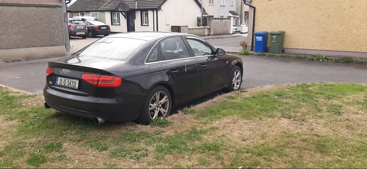 Audi A4 2012 - Image 5