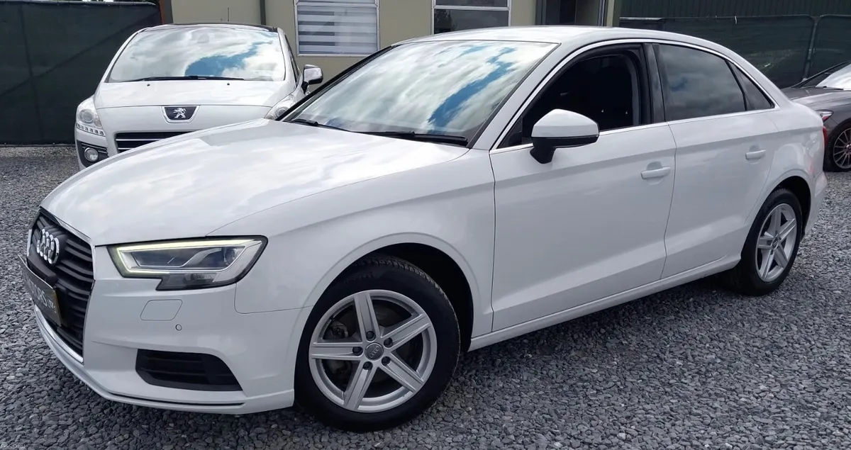 🔵 Audi A3 1.4 TFSI S-TRONIC AUTOMATIC - Image 2