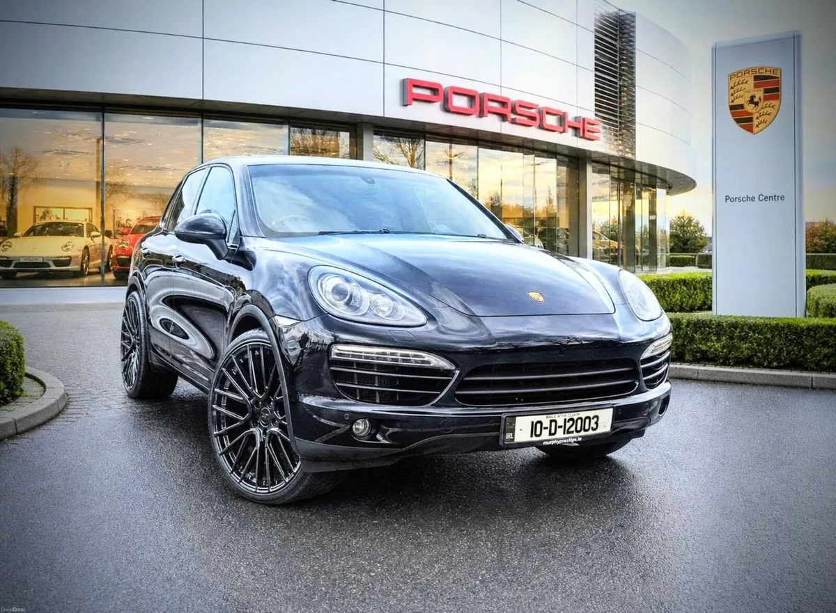Porsche Cayenne 2010 - Image 1