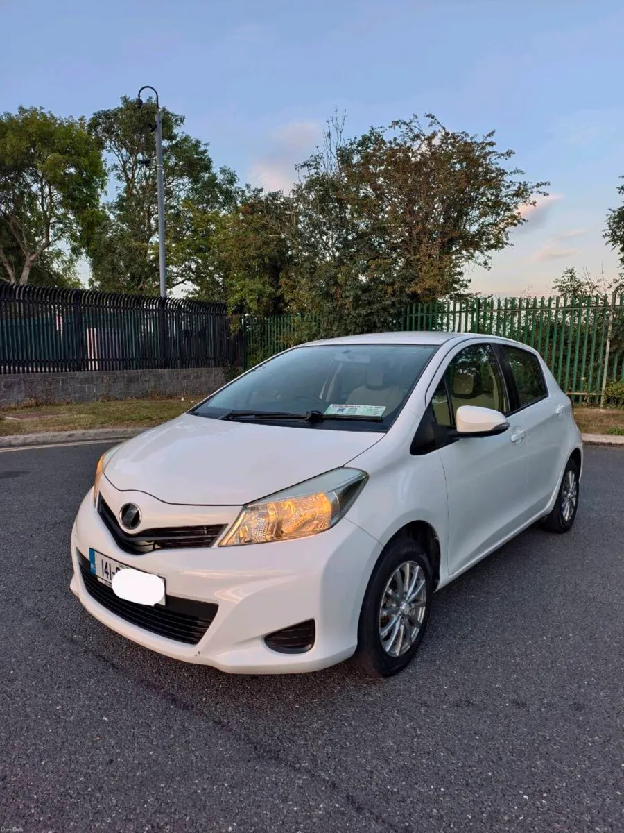Automatic Toyota Vitz 2014 NCT/TAX - Image 1