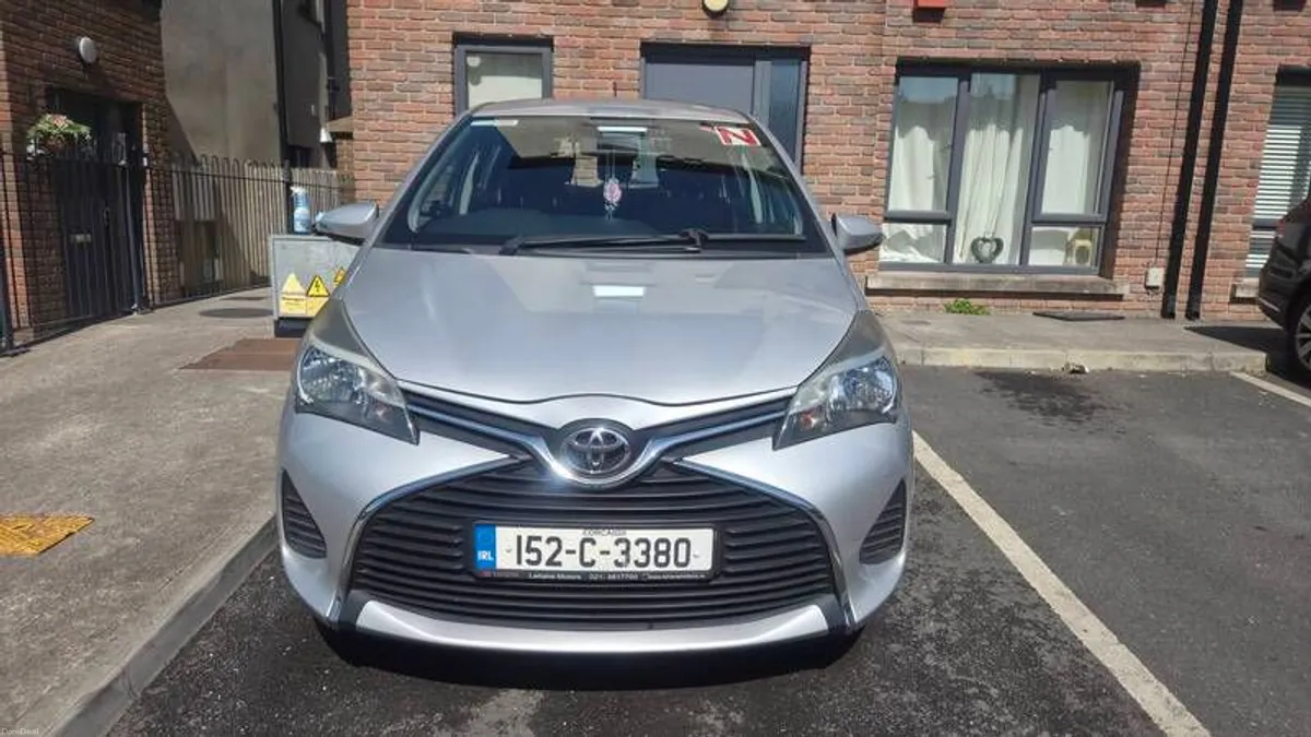 2015 Toyota Yaris - Image 1