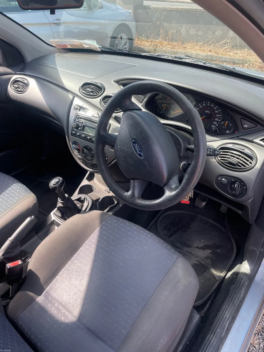 Ford Focus 2004 - Image 3