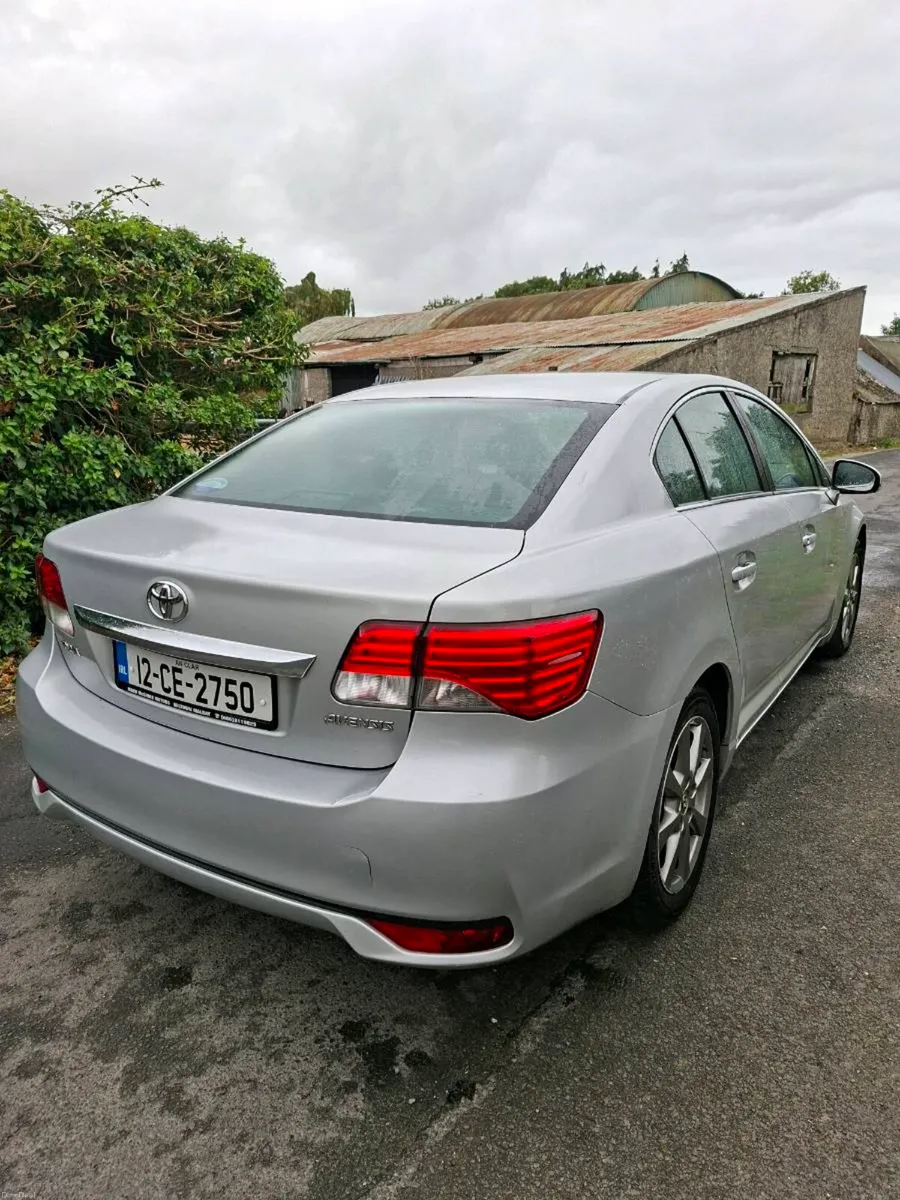 TOYOTA AVENSIS 2012 LOW MILES - Image 4