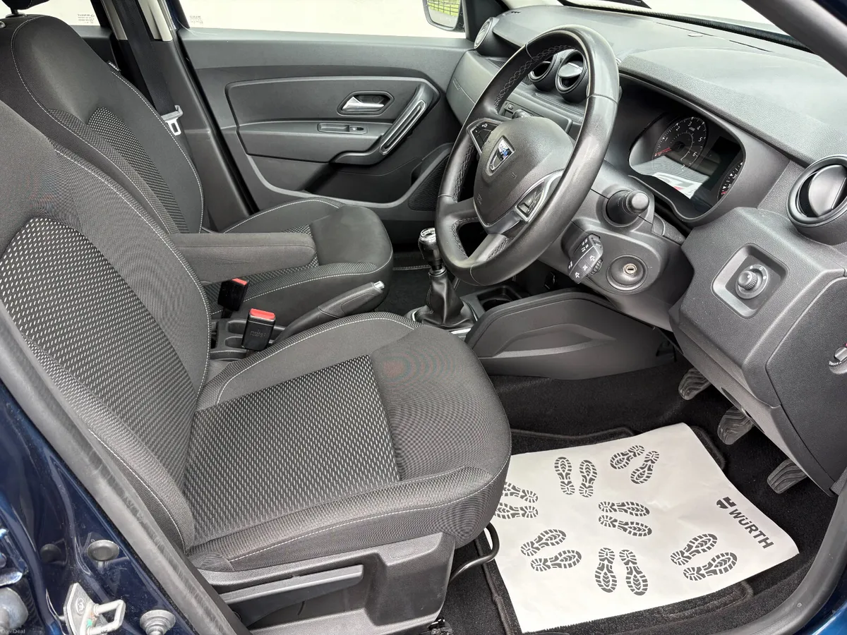201 Dacia Duster Comfort 1.5 DCI 115HP  4WD - Image 6
