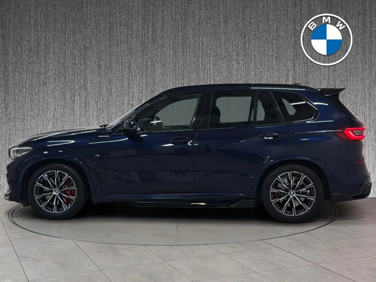 BMW X5  xDrive45e M Sport - Panroof -Tech Pk - Image 3
