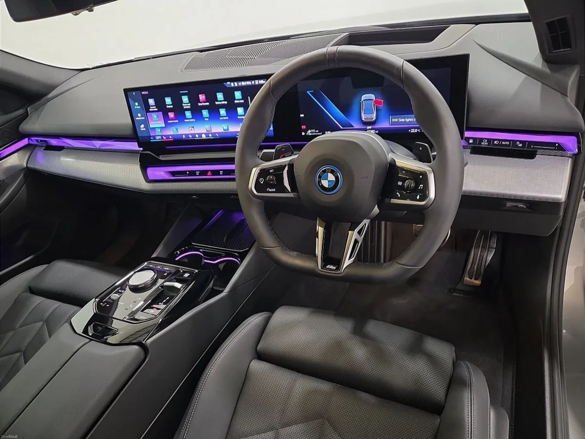 BMW 5-Series 530e M Sport Saloon - Image 6