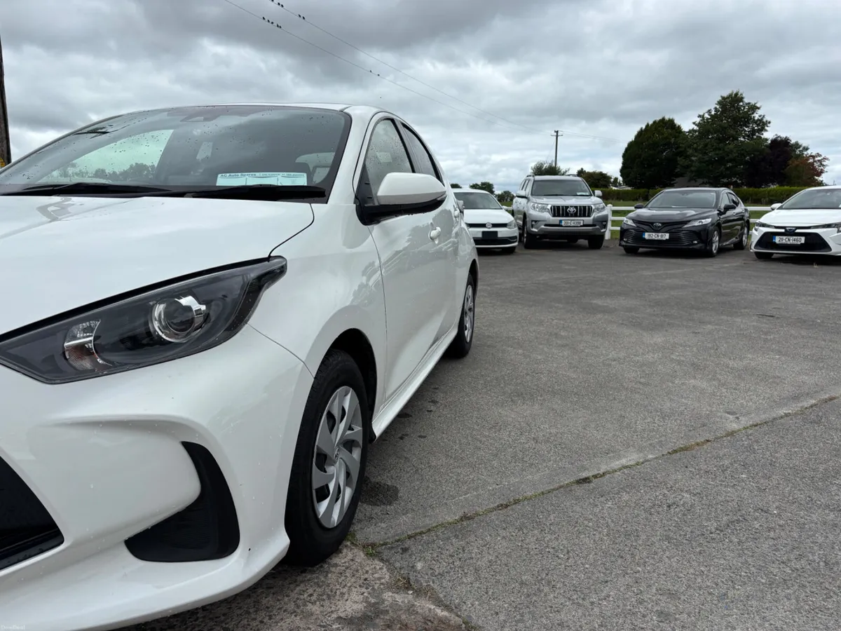 Toyota Yaris 2022 - Image 5