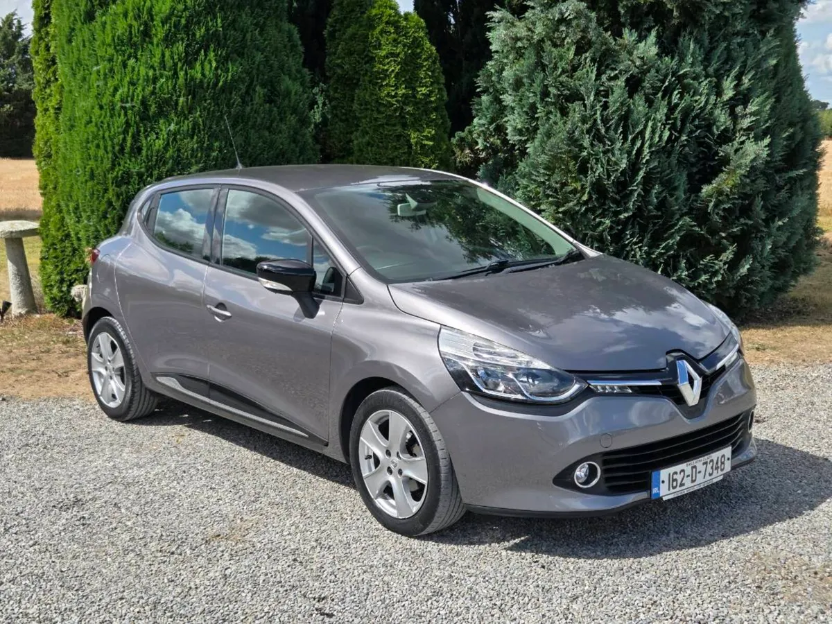 Very Low Mileage Renault Clio 1.2 Dynamique - Image 1
