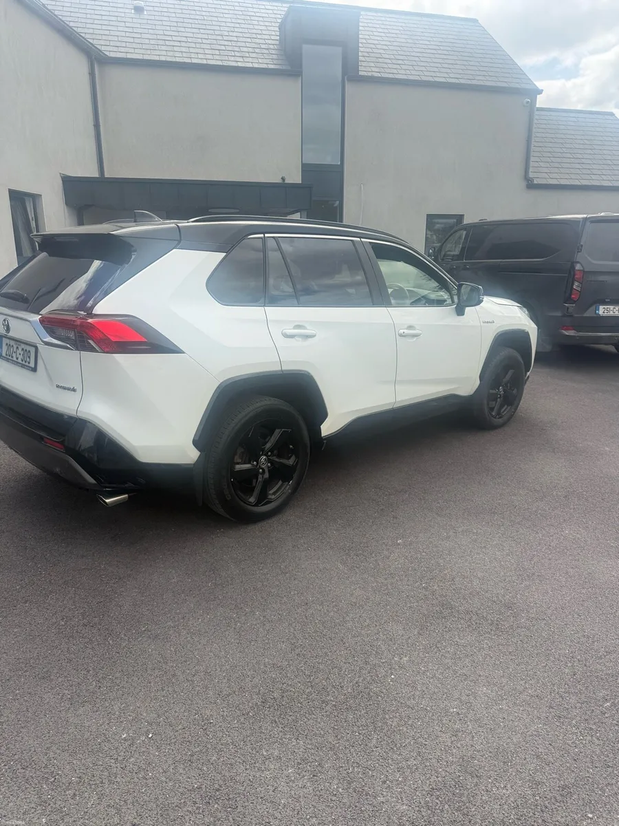 Toyota Rav 4 sport 2020 - Image 3
