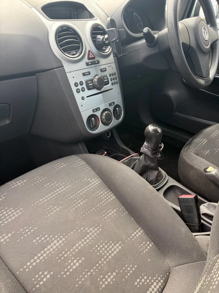 2014 Vauxhall Corsa 1.2L Petrol - Image 4