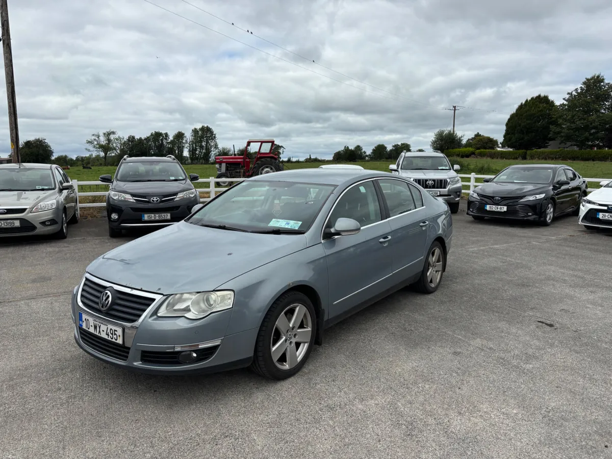 Volkswagen Passat 2010 - Image 6