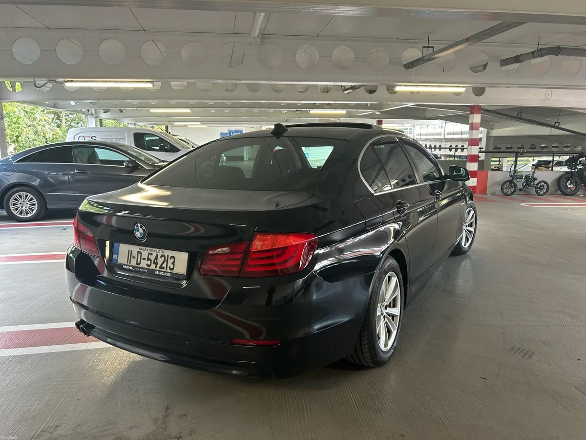 BMW 5 Series manual - Image 5