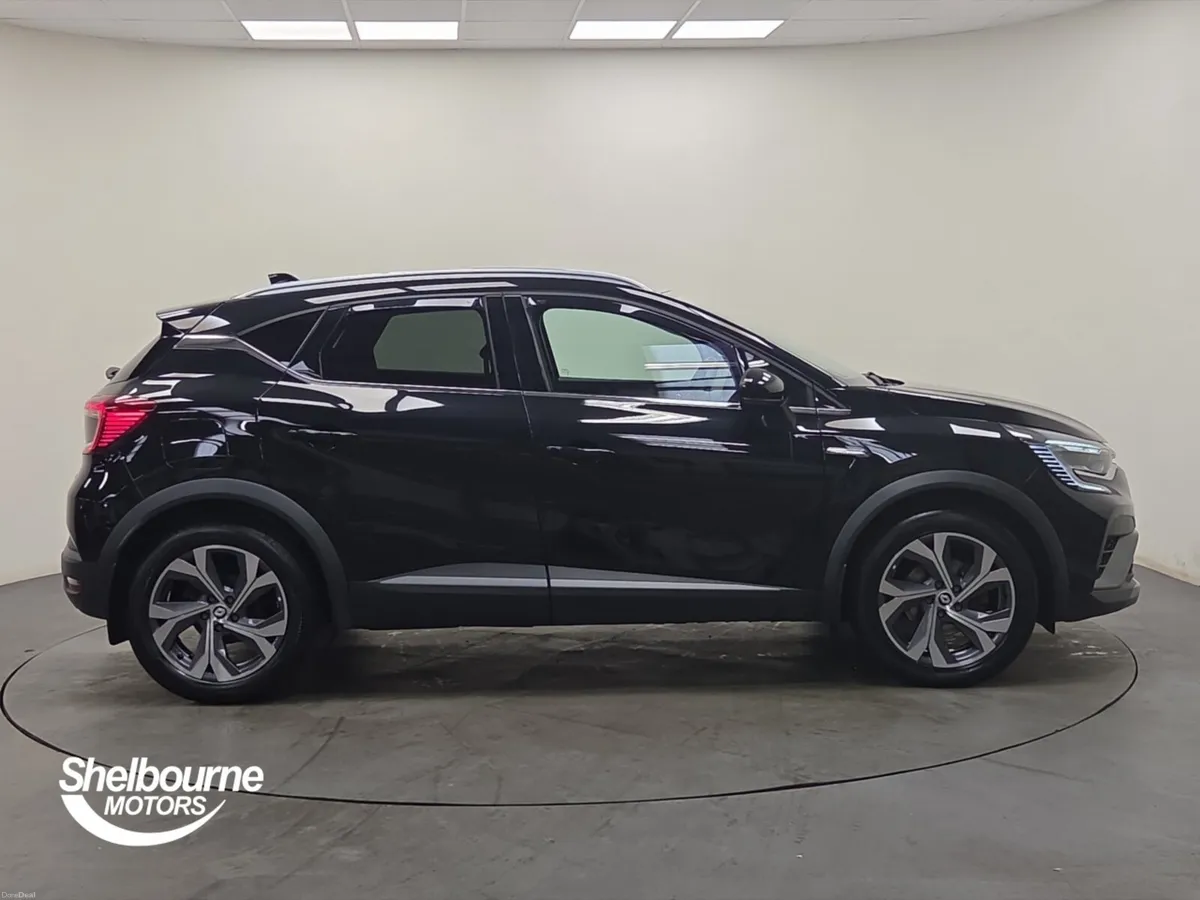 Renault Captur Hatchback R.S. Line - Image 3