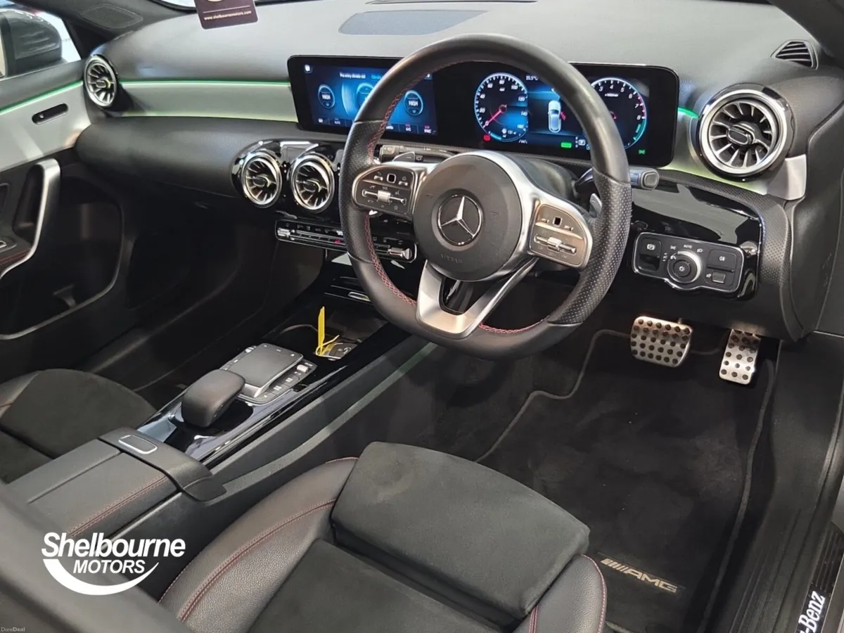 Mercedes-Benz A Class A 250 E AMG LINE PREMIUM - Image 4