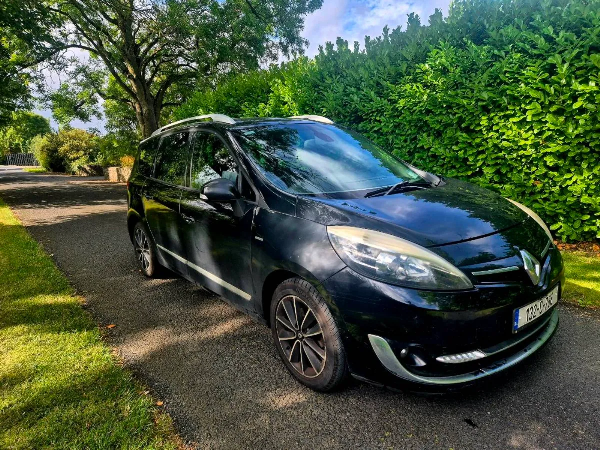 2013 Renault Grand Scenic 7 seats Bose edition - Image 2