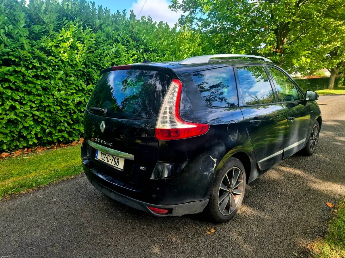 2013 Renault Grand Scenic 7 seats Bose edition - Image 4