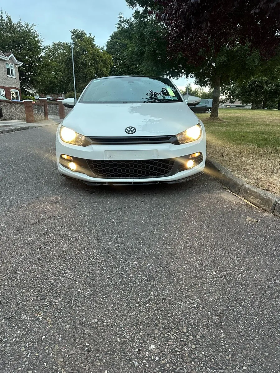 Volkswagen Scirocco GT TDI 2010 - Image 6