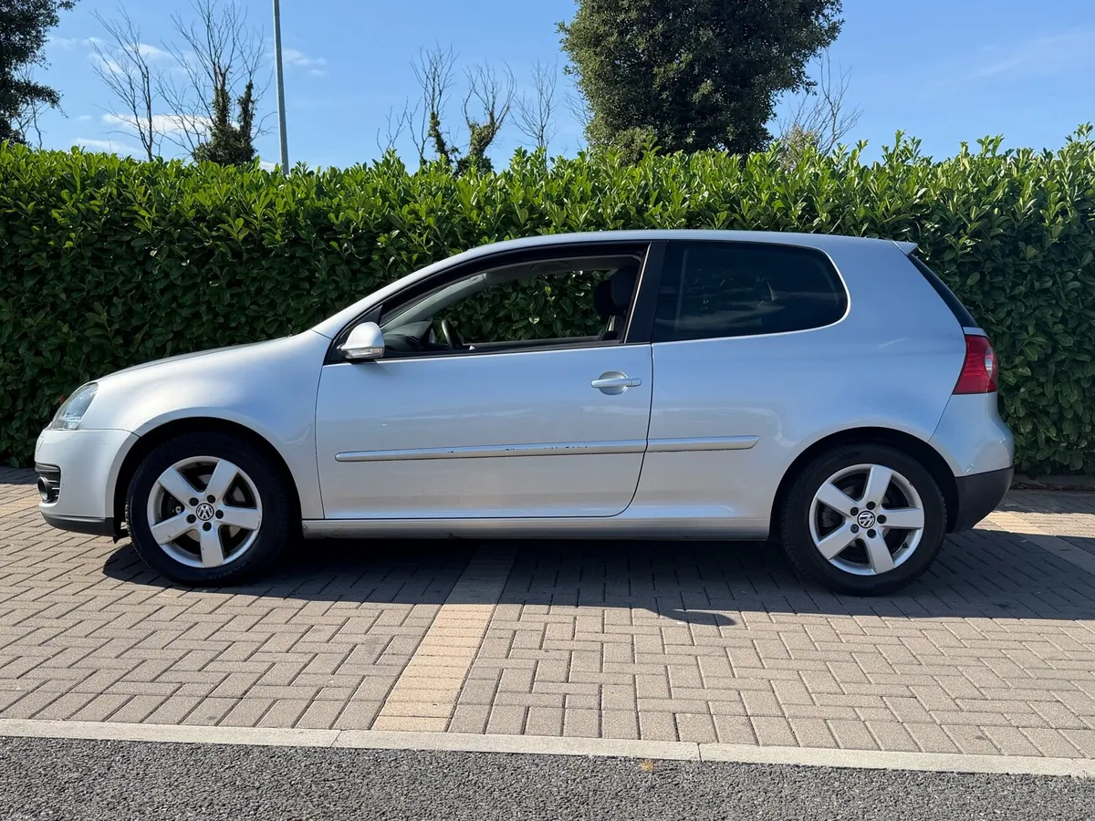 VOLKSWAGEN GOLF GT 1.6 PETROL AUTO NCT’D & TAXED - Image 4