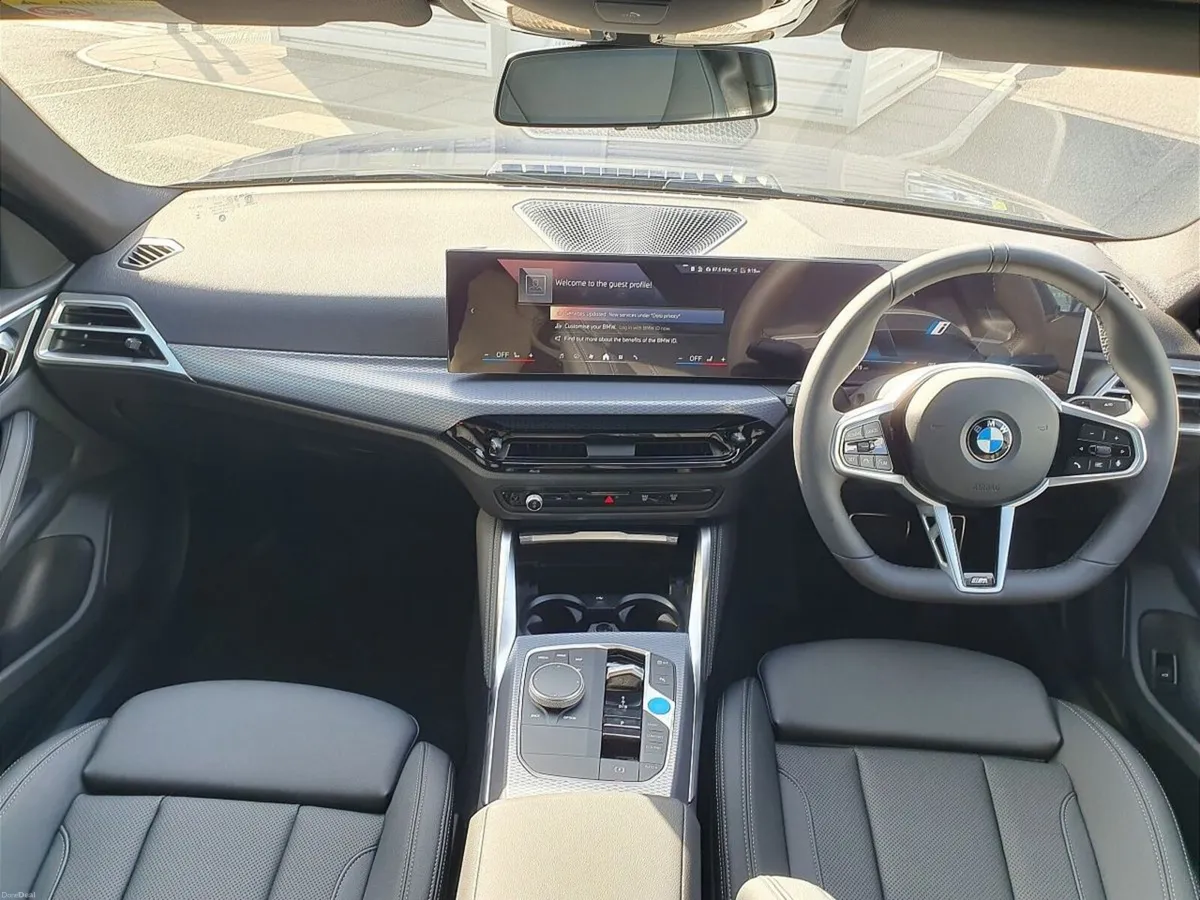 BMW i4 eDrive35 M Sport - Image 4