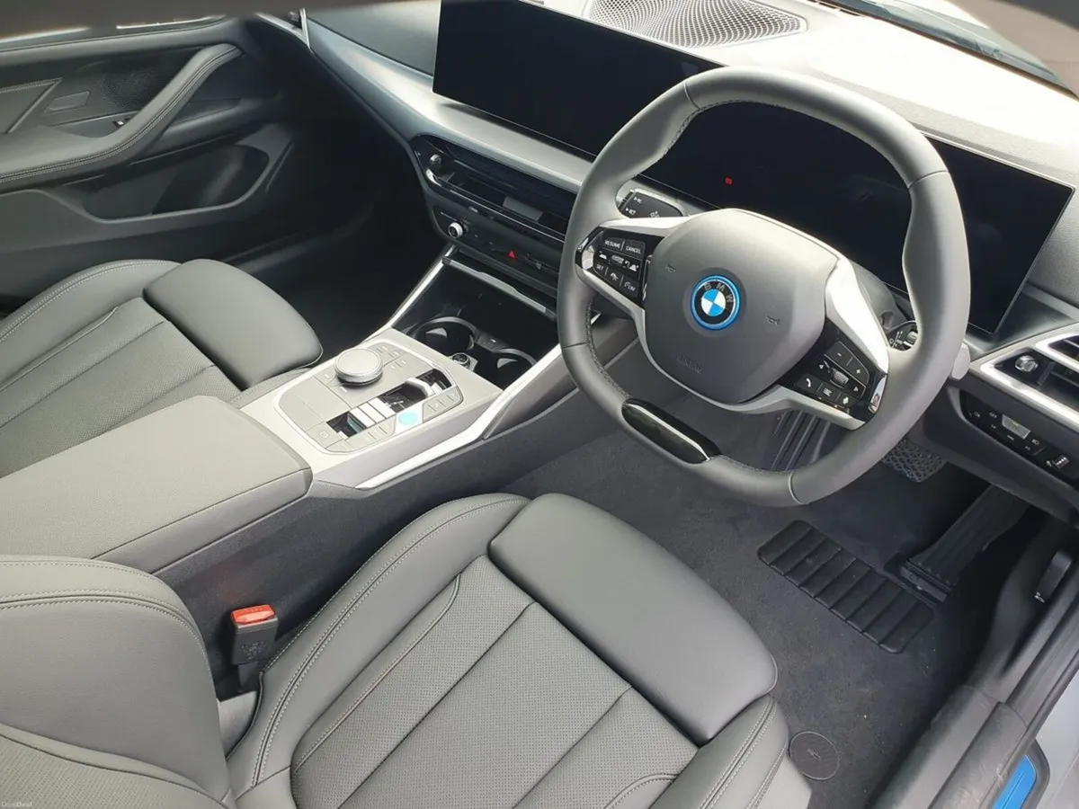 BMW i4 eDrive35 Sport - Image 6