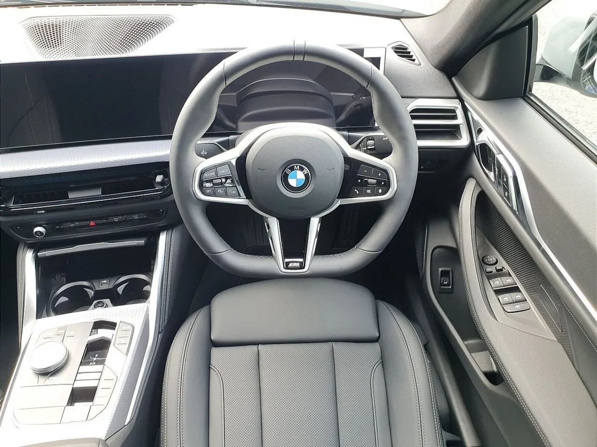BMW i4 eDrive35 M Sport - Image 5