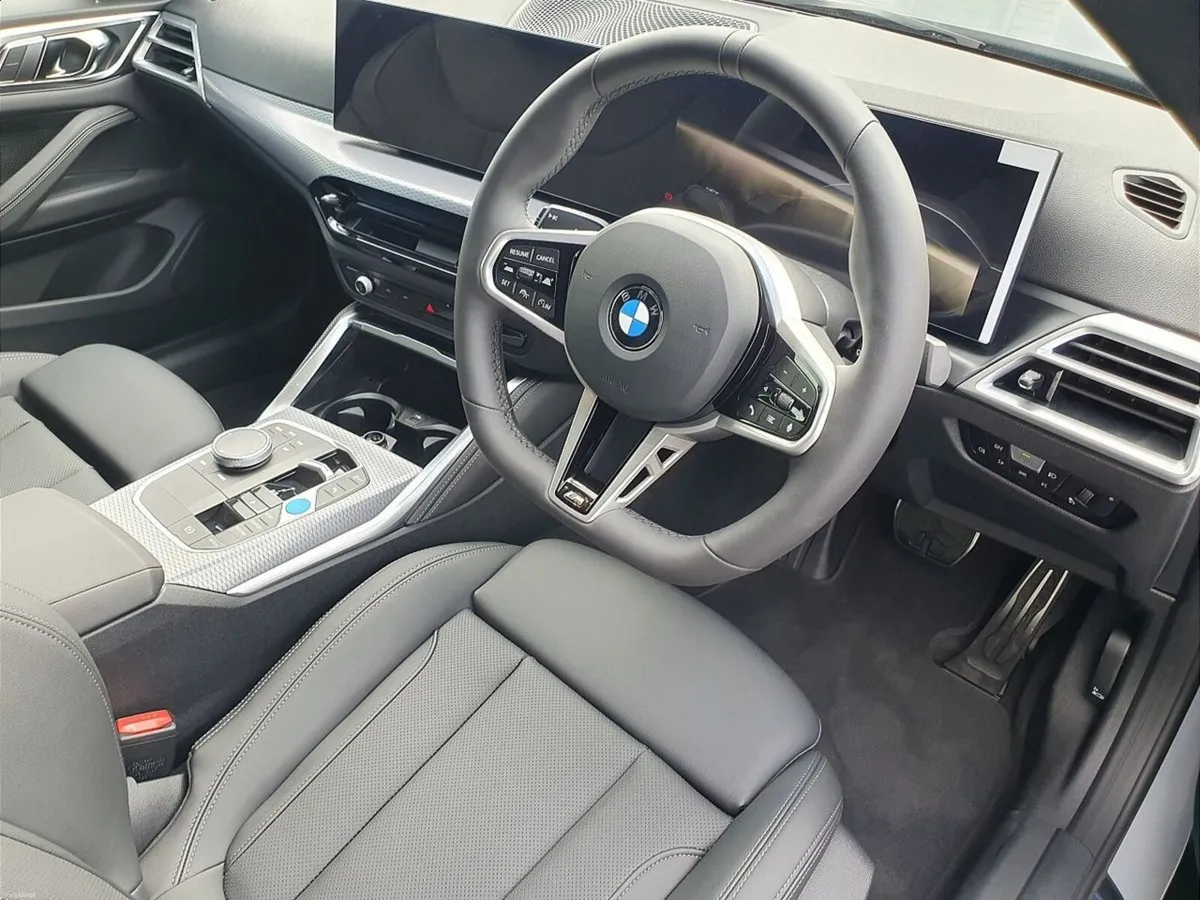 BMW i4 eDrive35 M Sport - Image 6