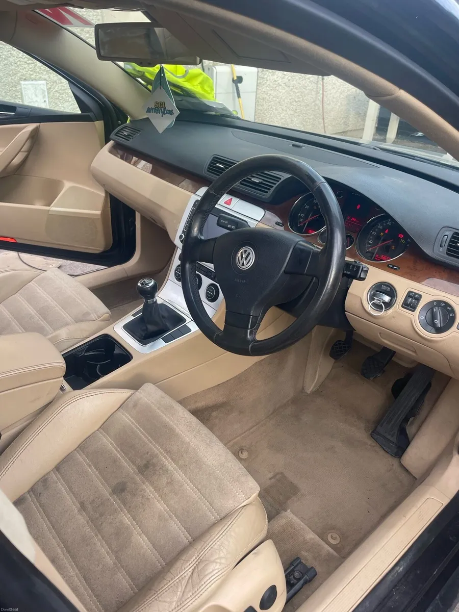 Volkswagen Passat **Low Mileage** Taxed and Tested - Image 4