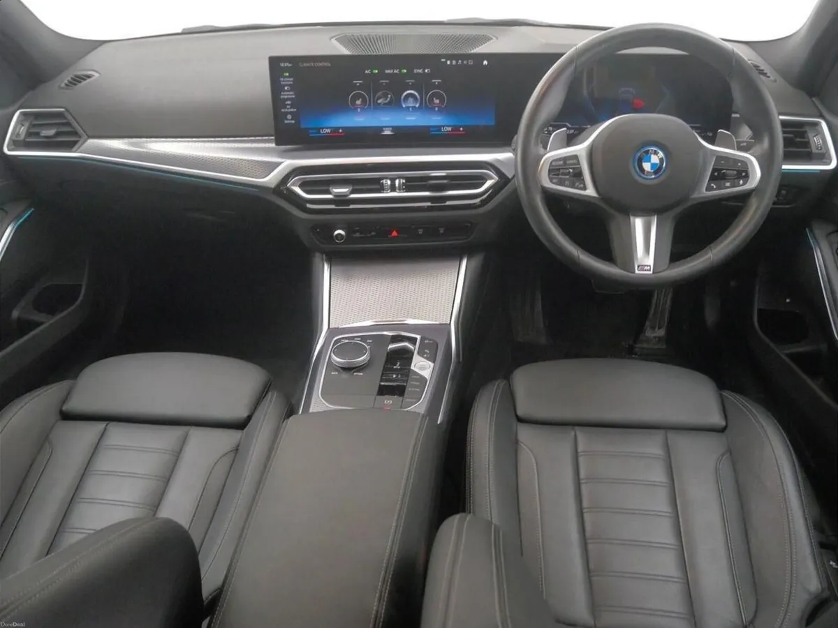 BMW 3-Series 330e M Sport Saloon - Image 4
