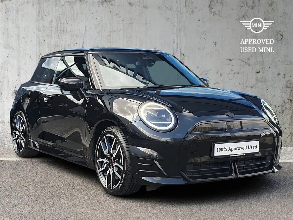 Mini Cooper Cooper SE - Image 1