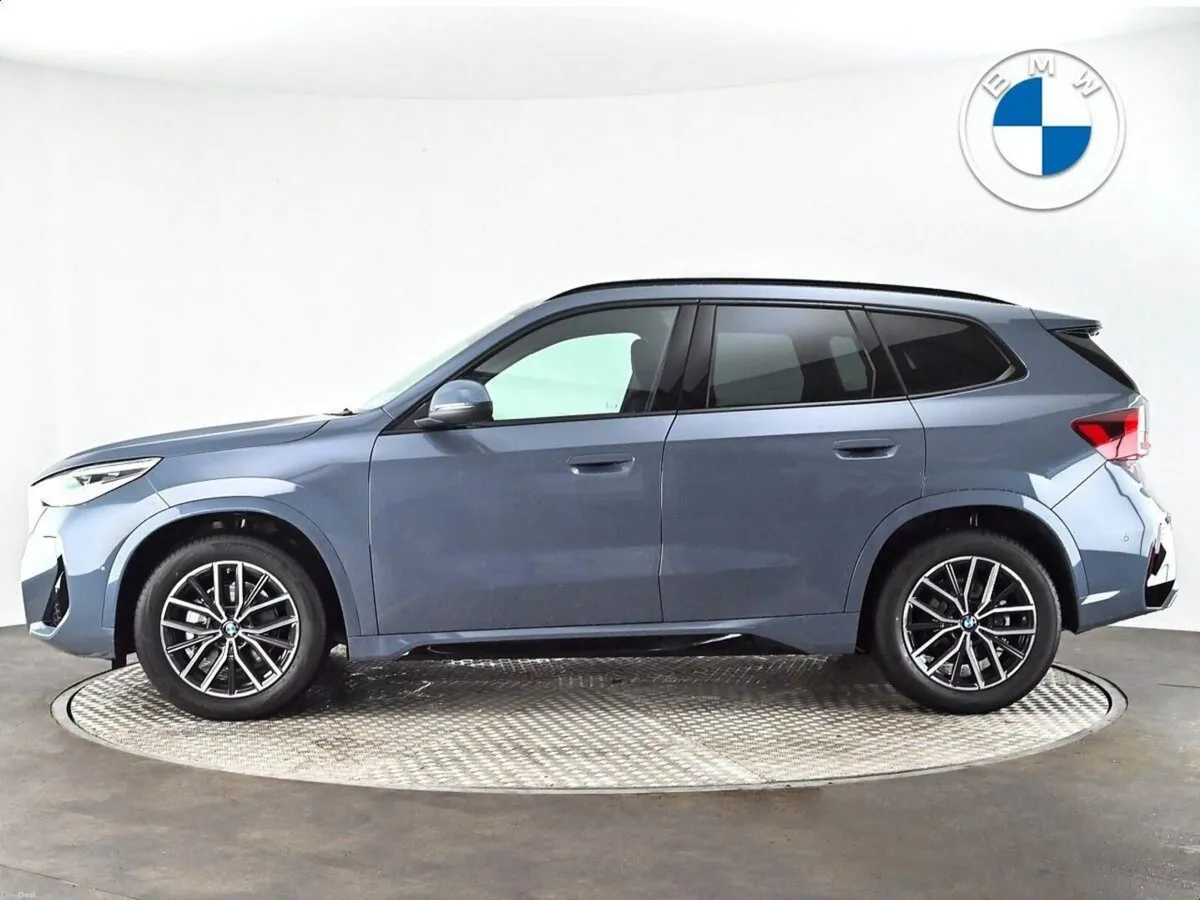 BMW iX1 eDrive20 M Sport - Image 3