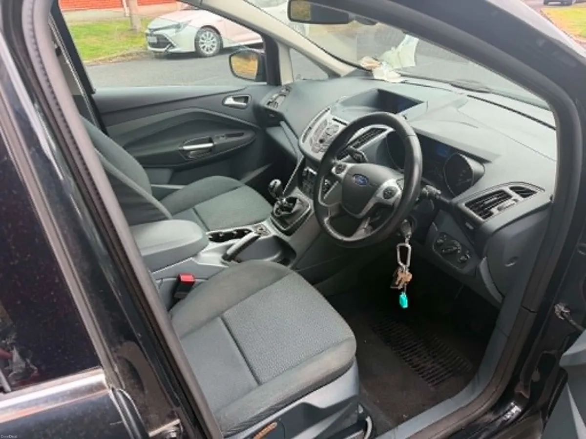 Ford C-Max 2011 - Image 4