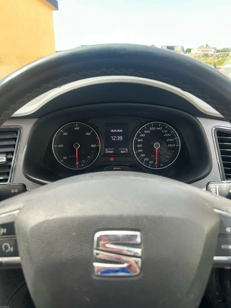 Seat Leon - Image 4