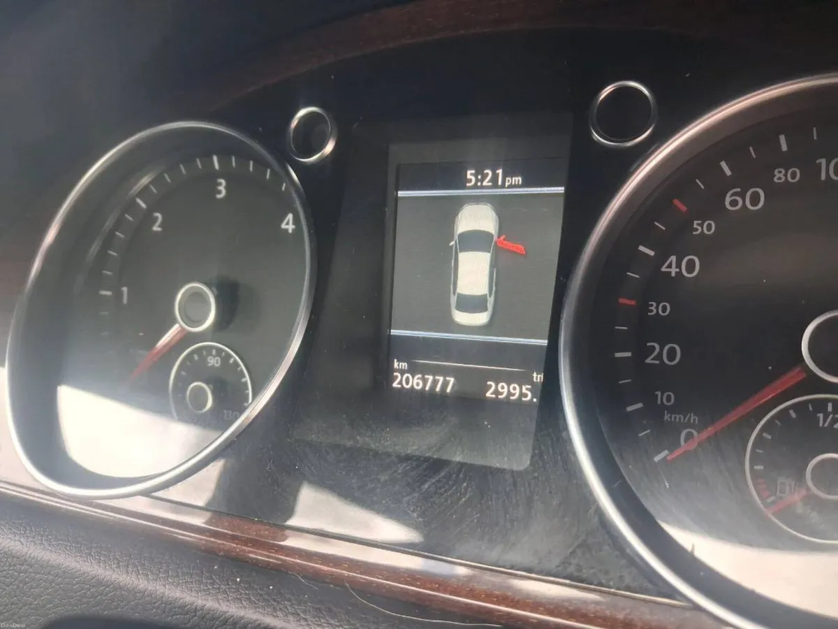 VW Passat - Image 6