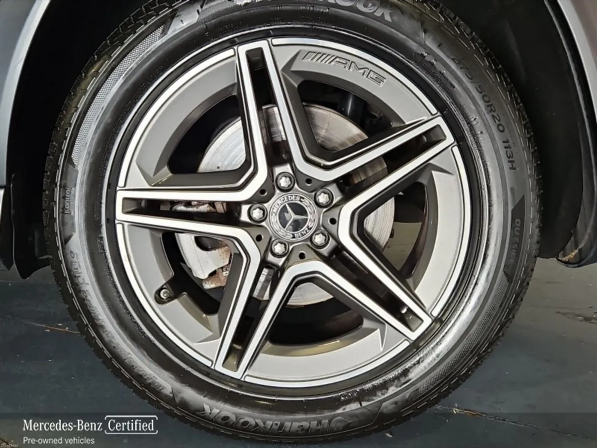 Mercedes-Benz GLE GLE300d 4MATIC - AMG - Electric - Image 5