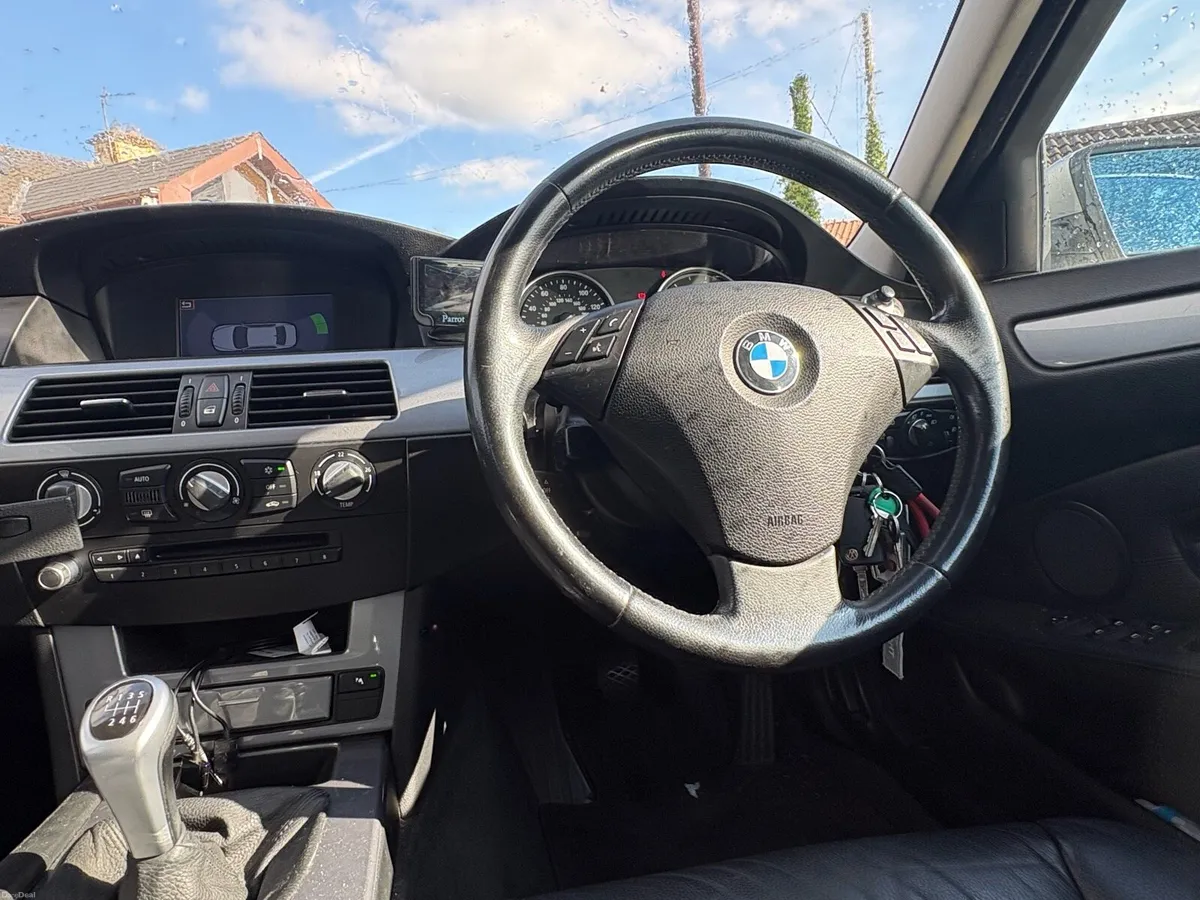 09 BMW 520D MANUAL - Image 6