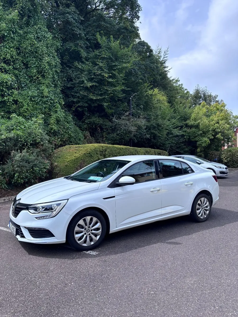 Renault Megane GC Expression 2017 - Image 1