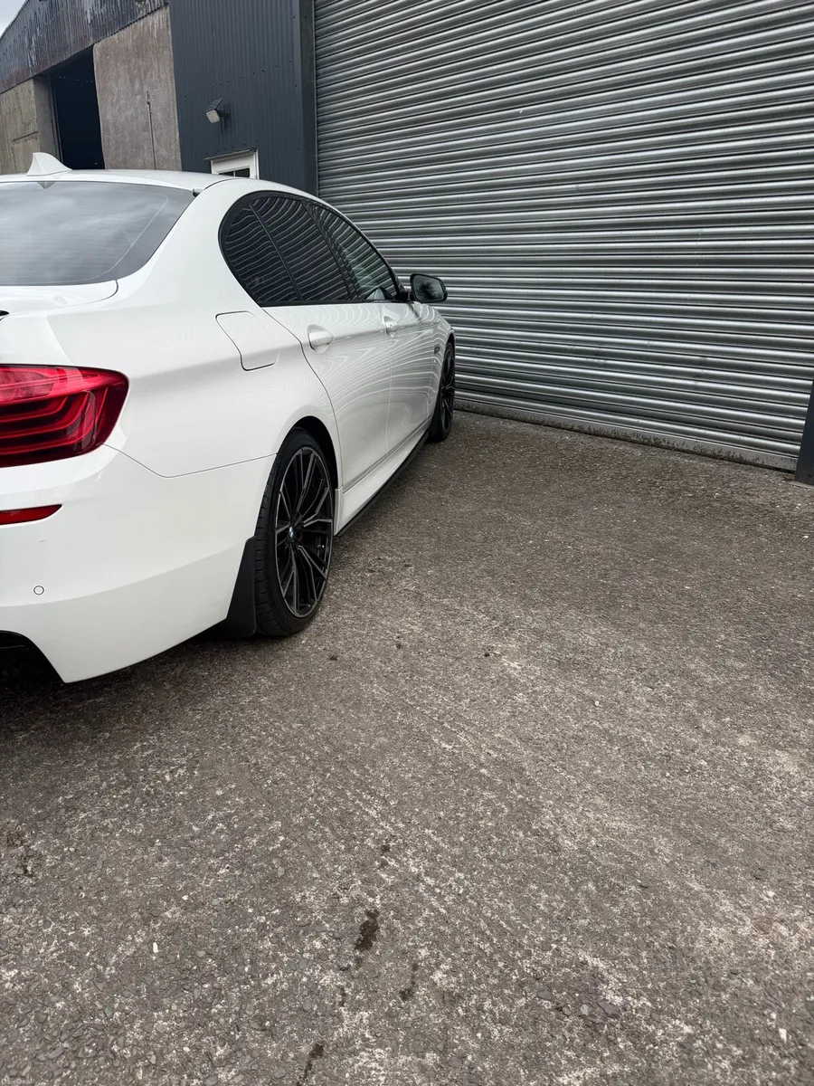 BMW 520D M-SPORT - Image 6