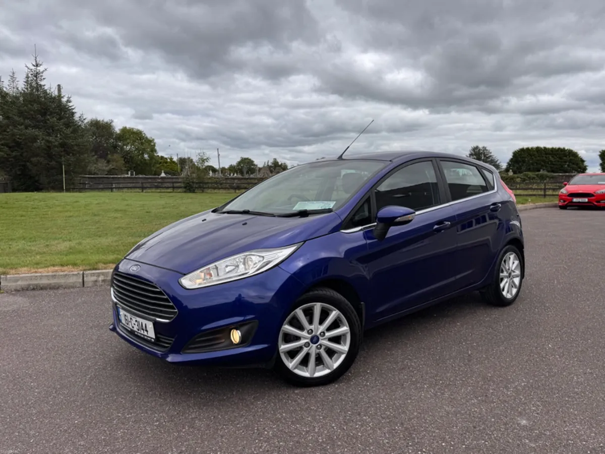 Ford Fiesta MCA TITANIUM 1.25 60PS M5 5 5DR 4DR - Image 1