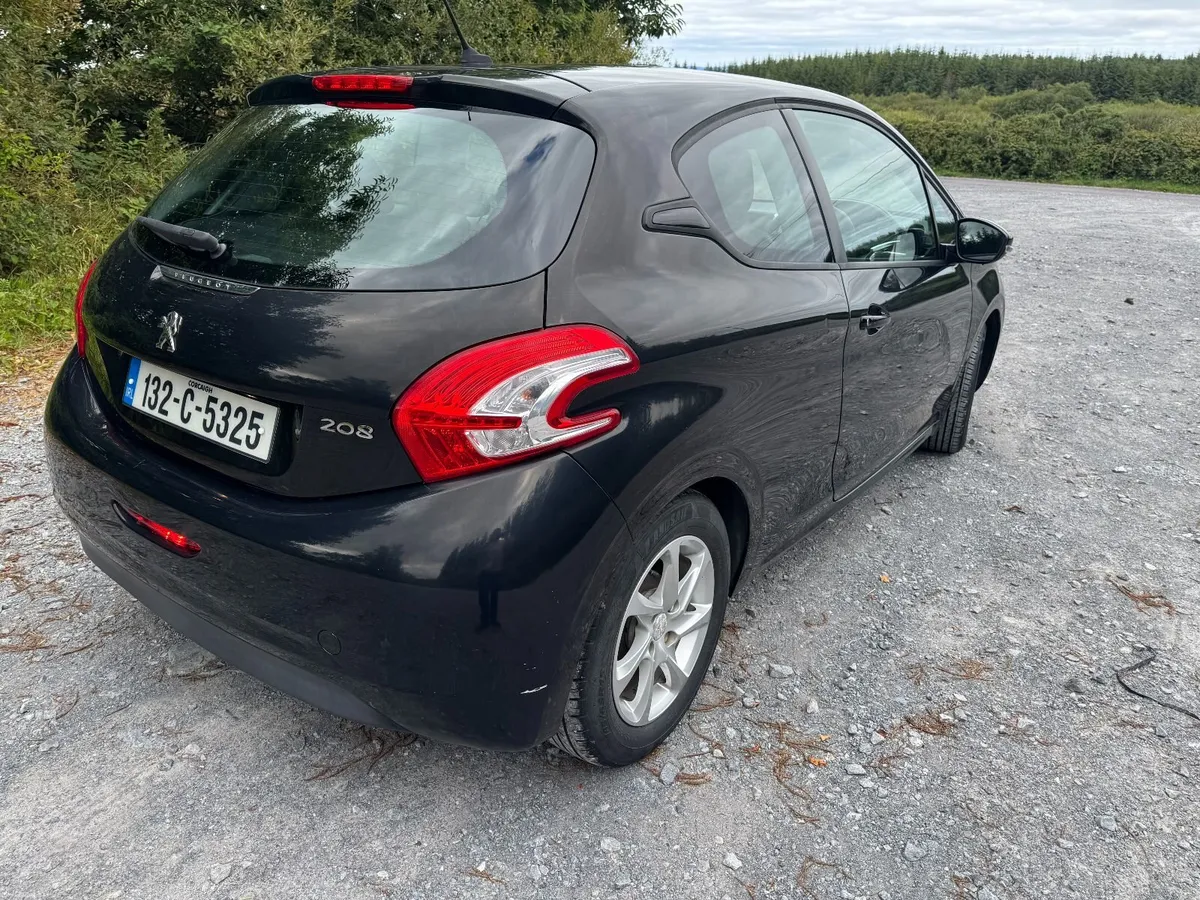 Peugeot 208 2013 - Image 6