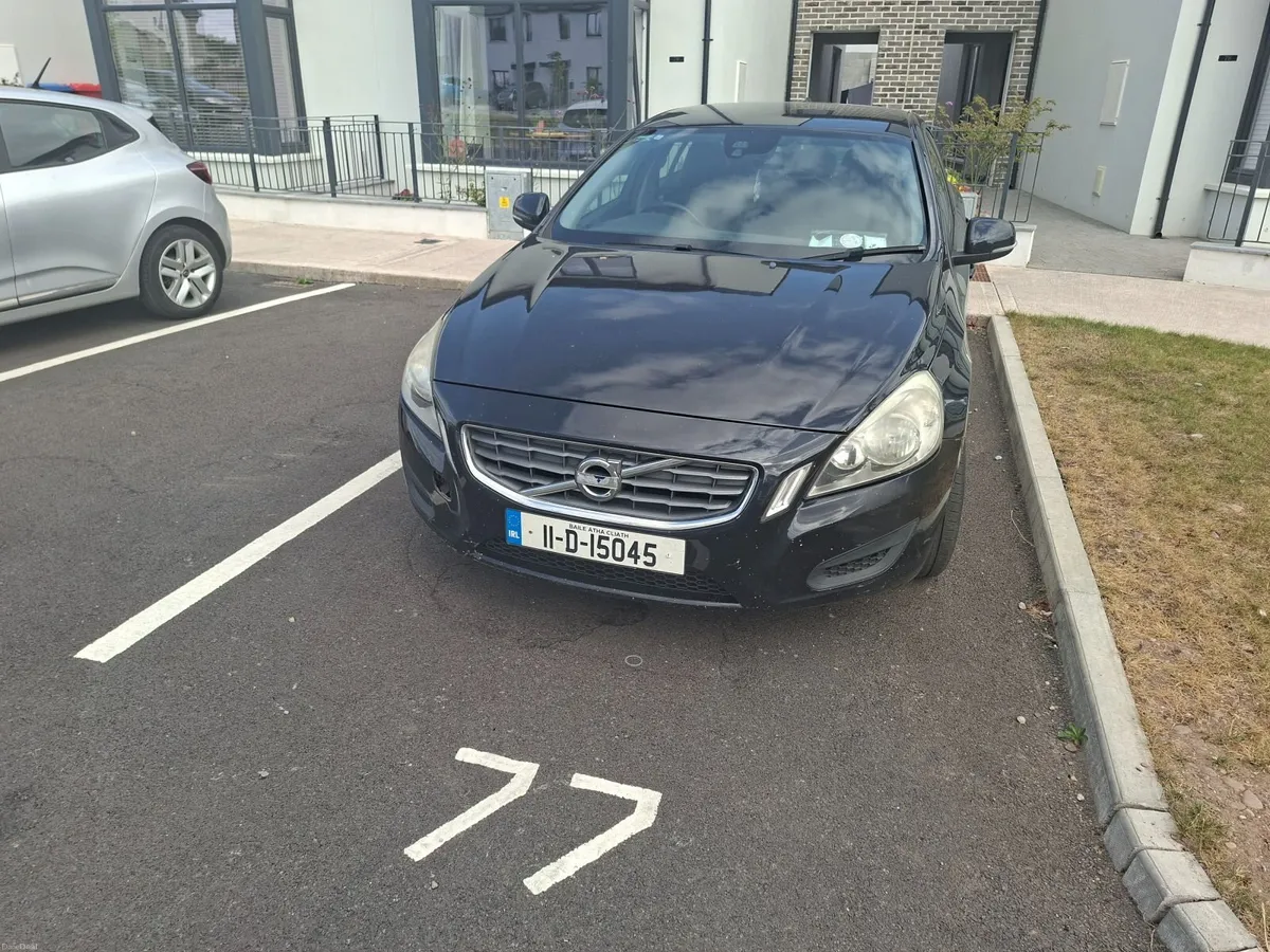 Volvo S60 2011 - Image 1