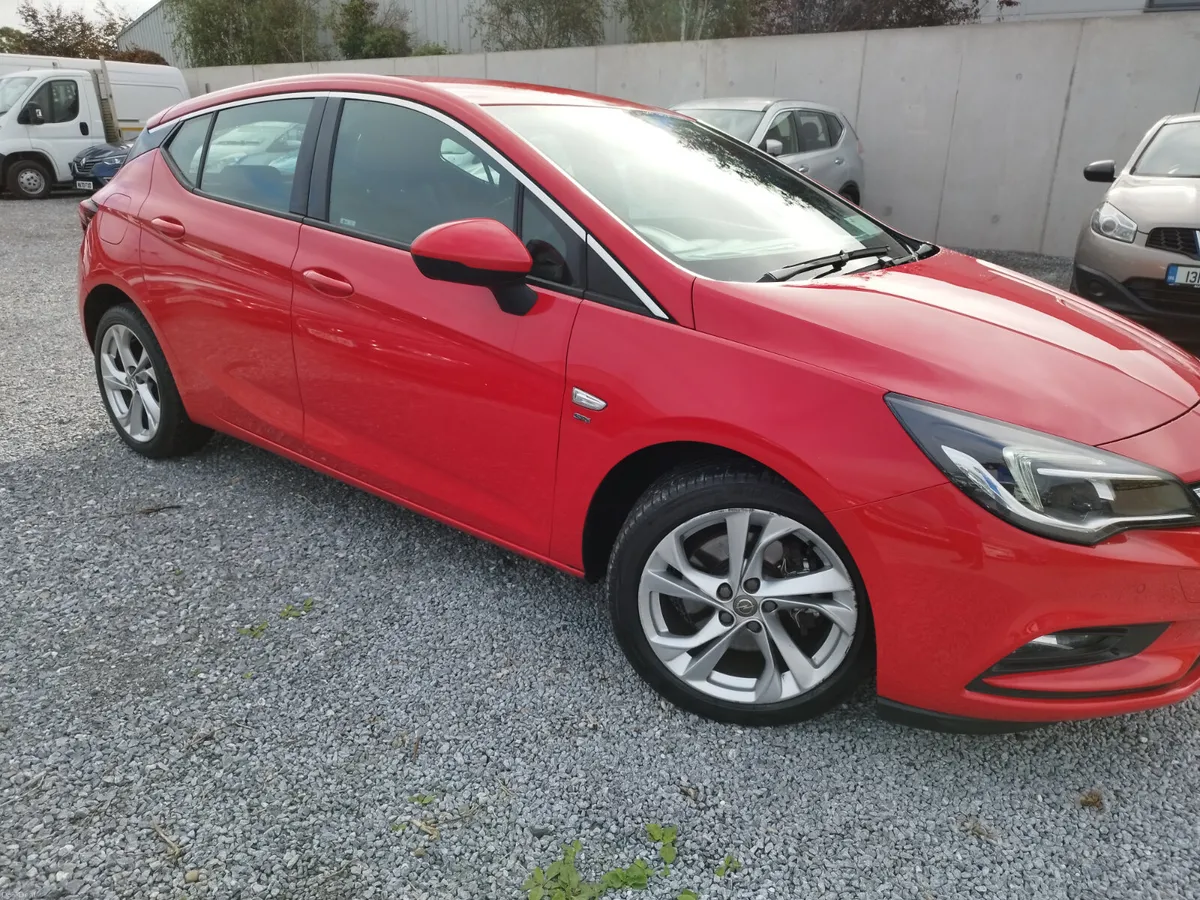 2017 Opel Astra 1.6 cdti sri - Image 3